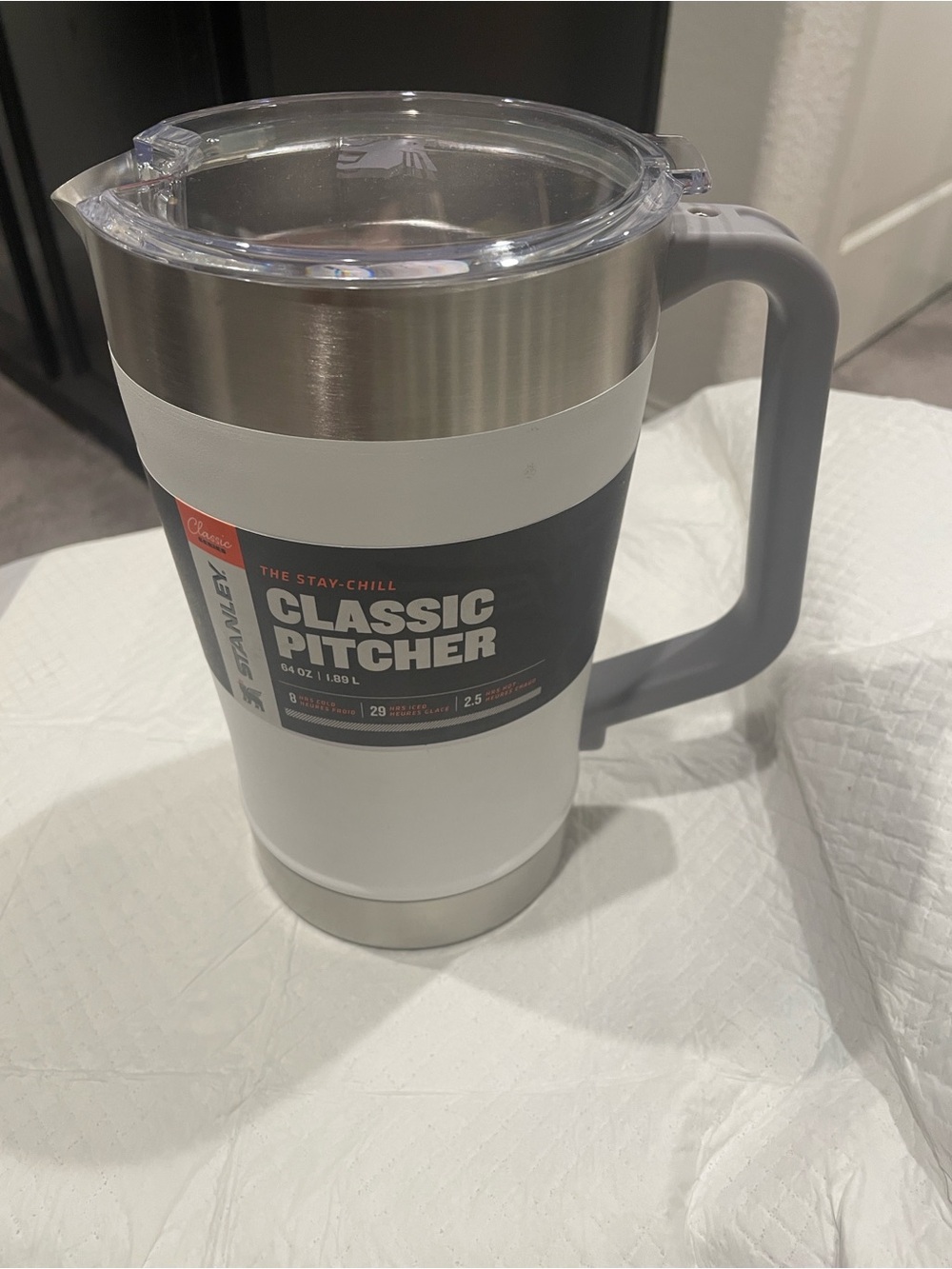 Stanley White and Silver Classic Stay-Chill Pitcher